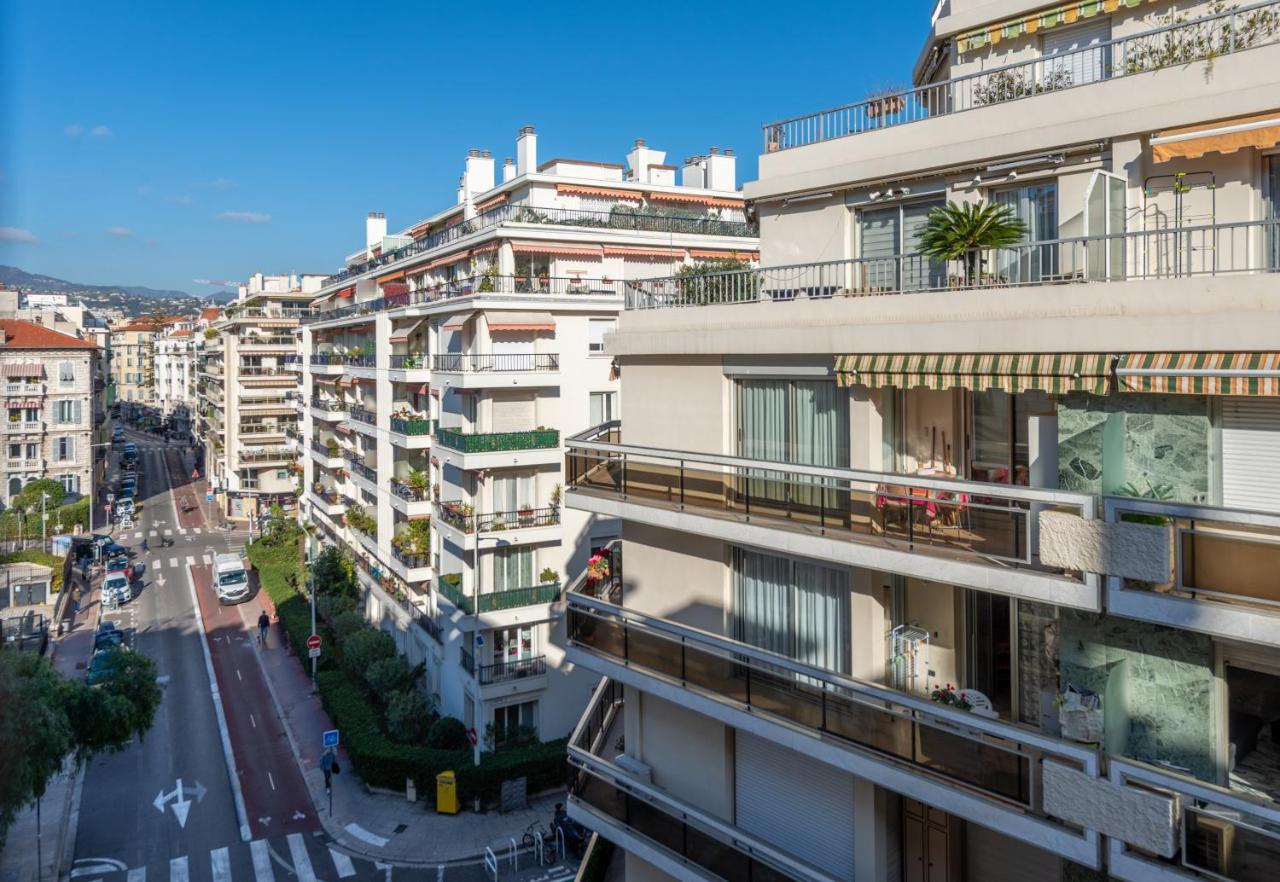 Sunny And Modern Baquis Flat Apartment Nisa Exterior foto